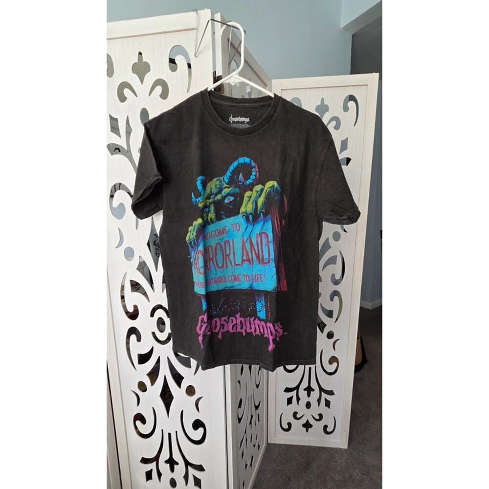 Goosebumps Horrorland Graphic Tee Black Retro Horror Shirt S NWOT